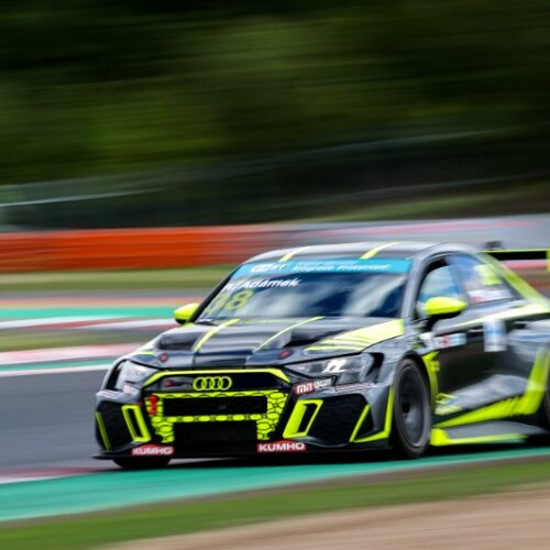 The agreement was almost immediate, agree Adámek and Steibel